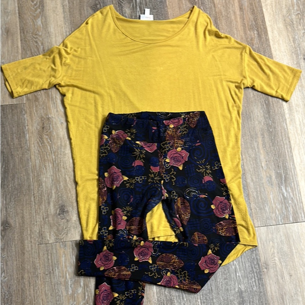 XXS Perfect T with OS leggings